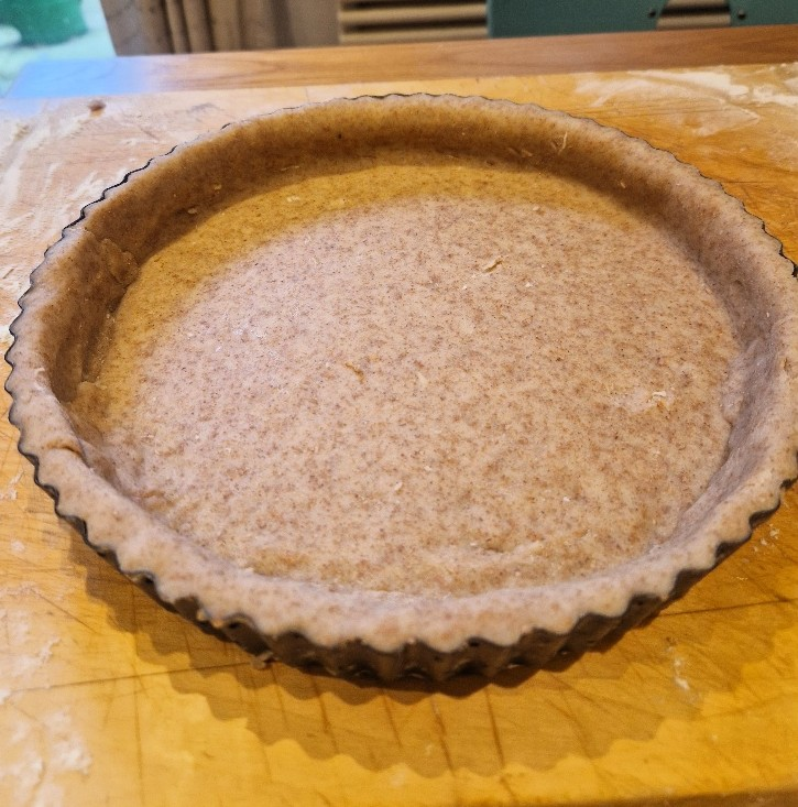 How to roll out pastry, line a tin & bake blind