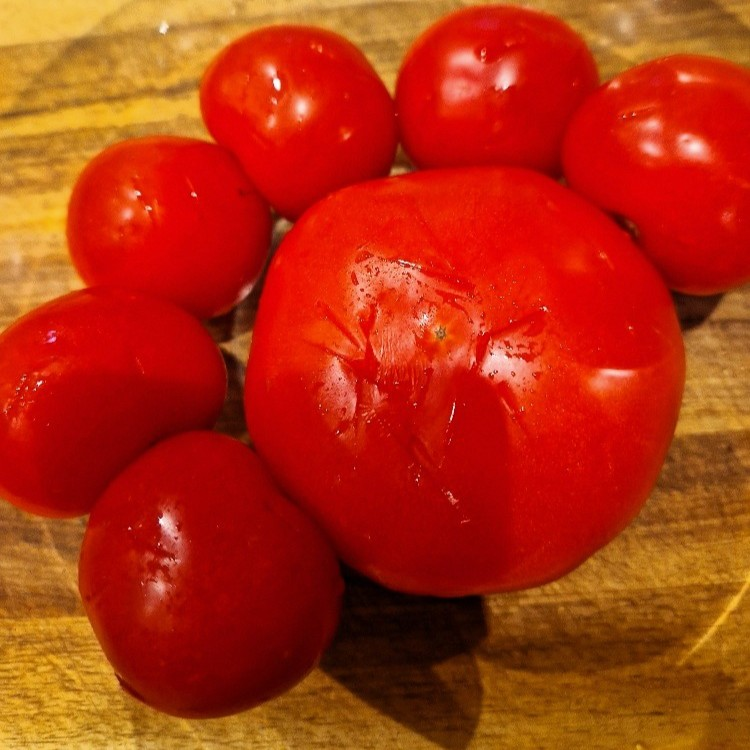 How to peel tomatoes
