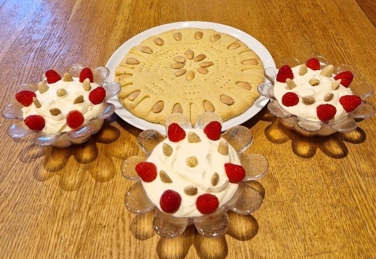 lemon syllabub & shortbread