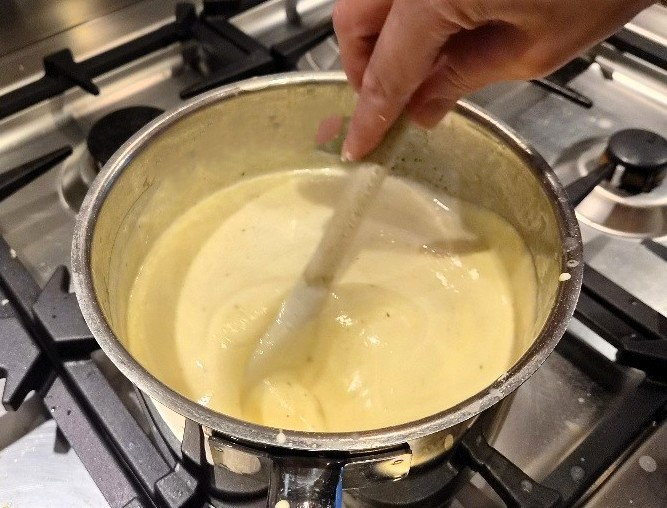 white sauce